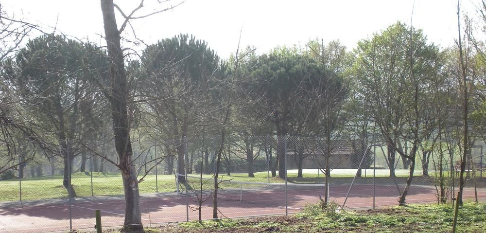 Chateau Les Merles Et Ses Villas Mouleydier Εξωτερικό φωτογραφία