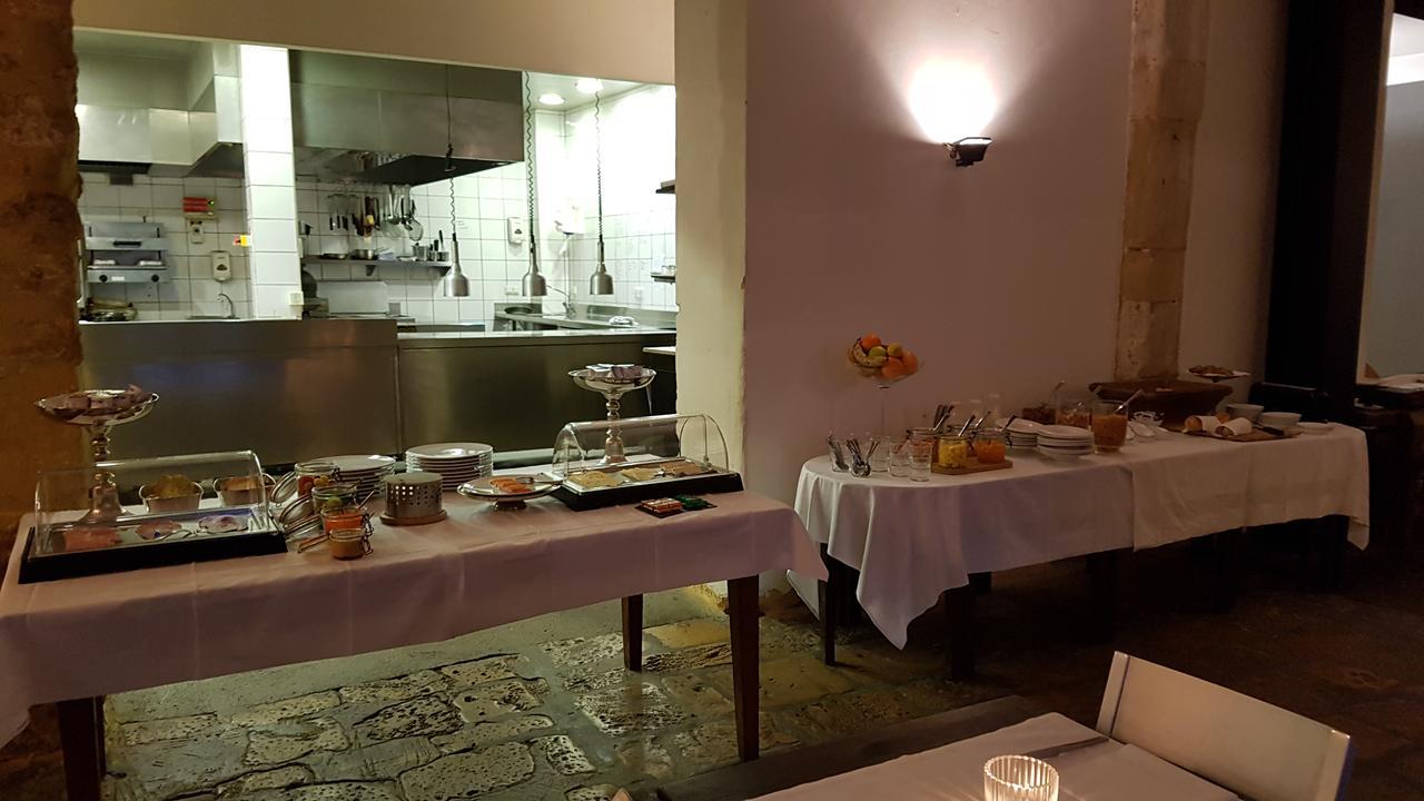 Chateau Les Merles Et Ses Villas Mouleydier Εξωτερικό φωτογραφία