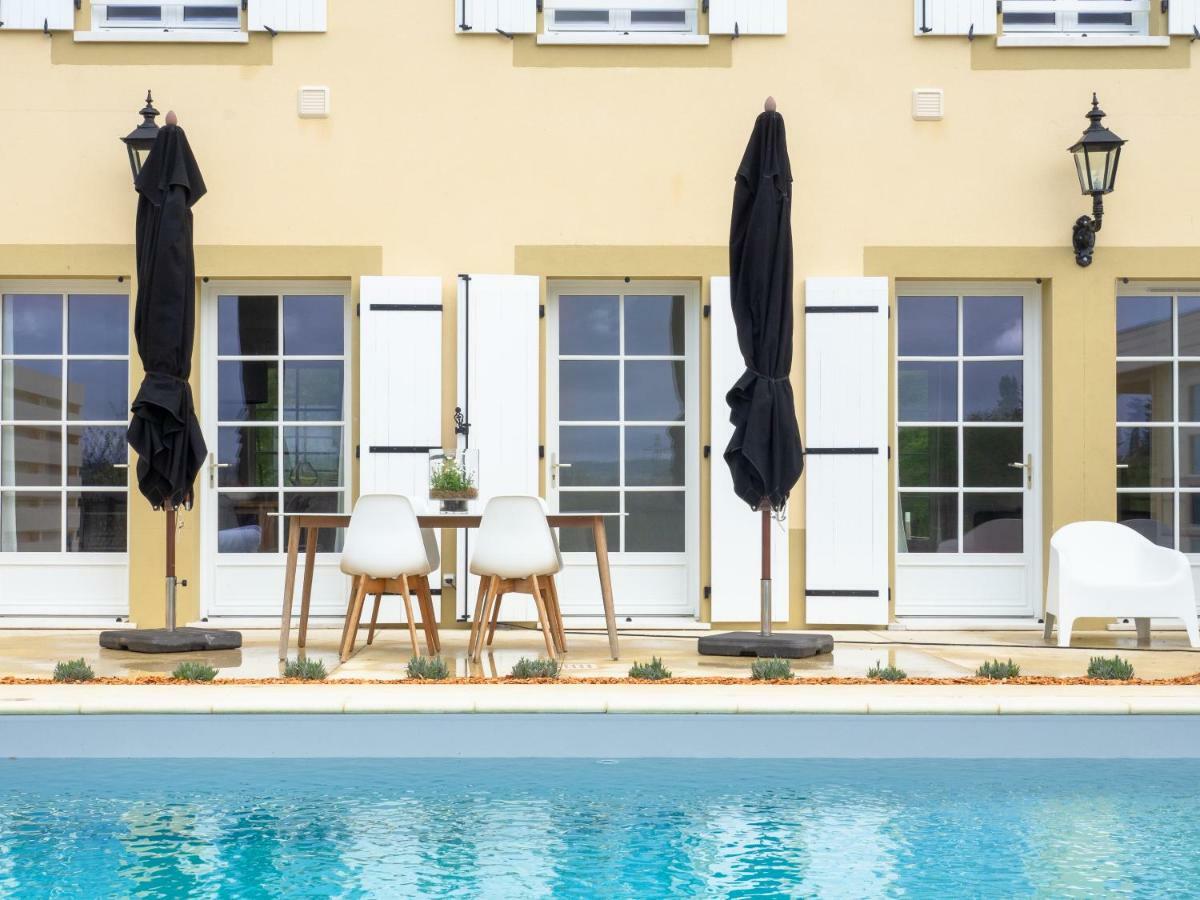 Chateau Les Merles Et Ses Villas Mouleydier Εξωτερικό φωτογραφία